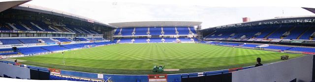 800px-2002-07-16_Portman_Road